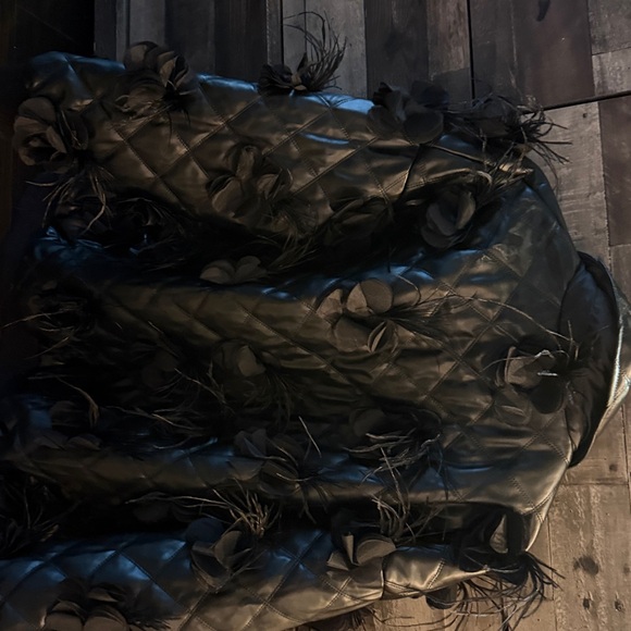 AKIRA Black Quilted Puffer with Floral Details - Picture 8 of 9